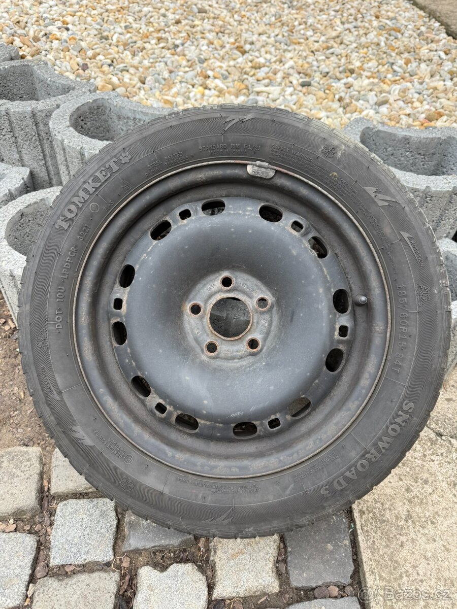 Zimní sada disky kola Škoda Rapid 6jx15 et38, pneu 185/60