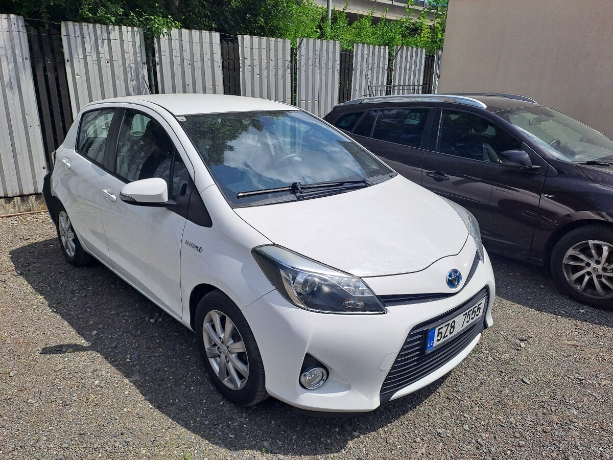 Toyota Yaris 1.5i hybrid