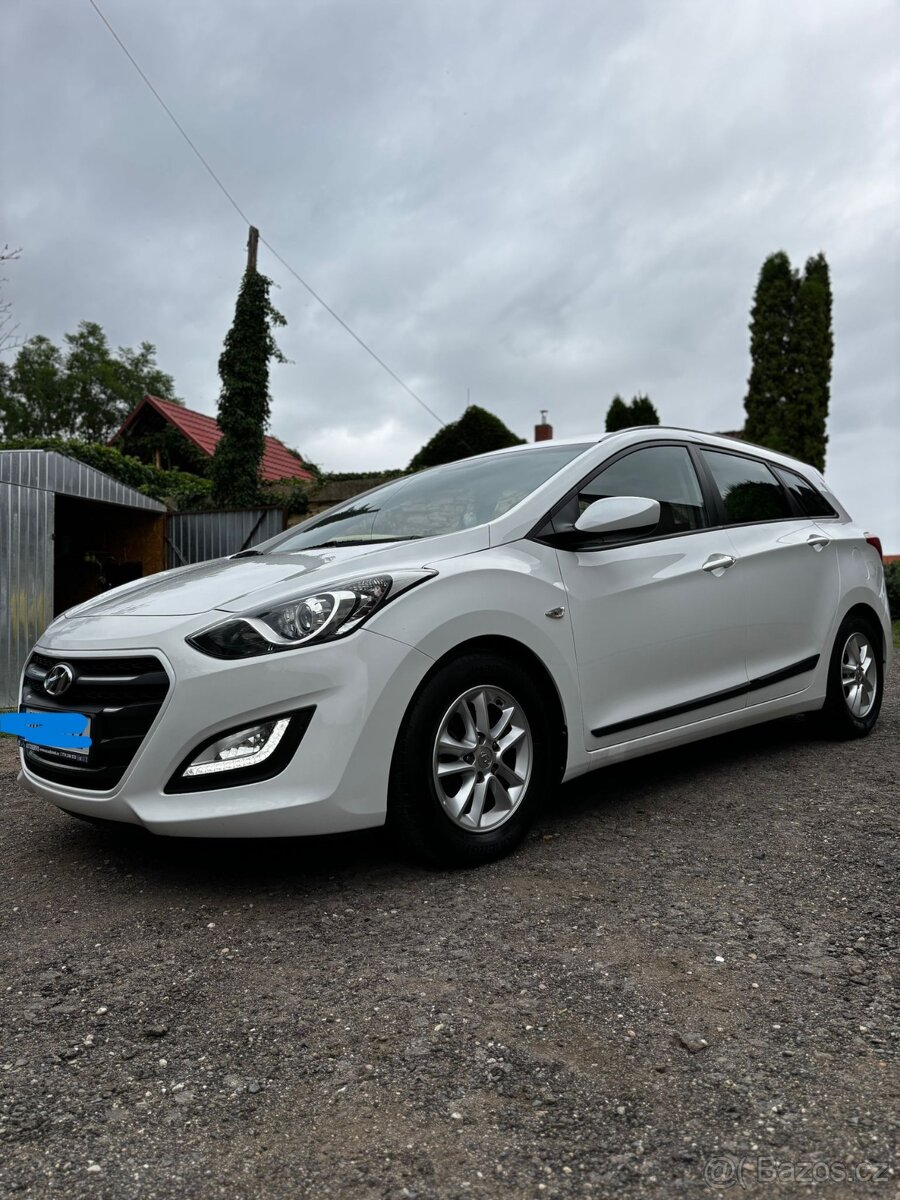 Hyundai i30 kombi 1.6 GDI 99 kW