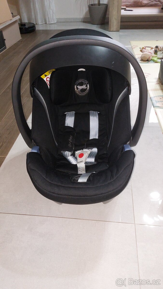Cybex Aton +základna