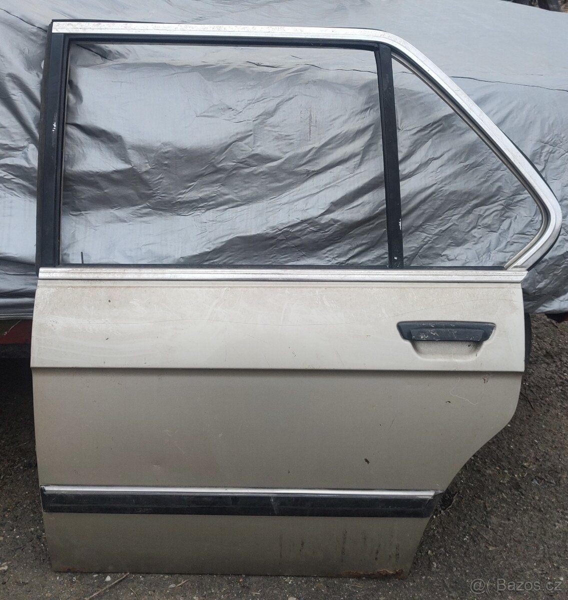 BMW e28 LZ dveře