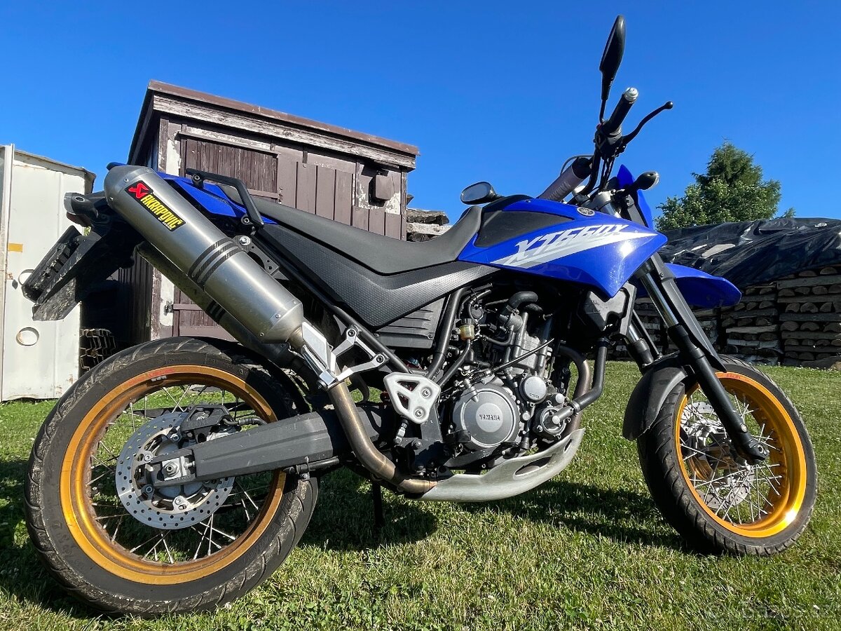 Motorka Yamaha XT660X Supermoto