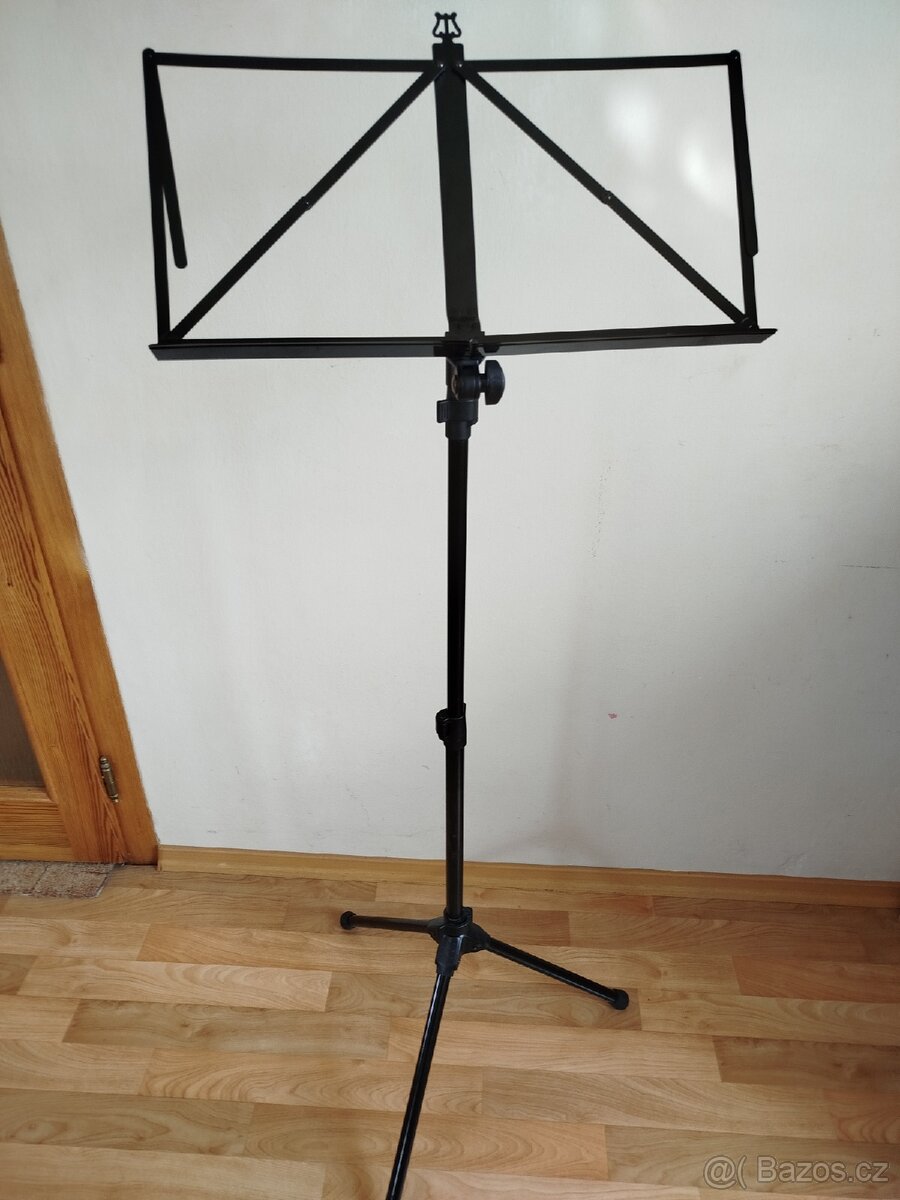 Stojánek na noty