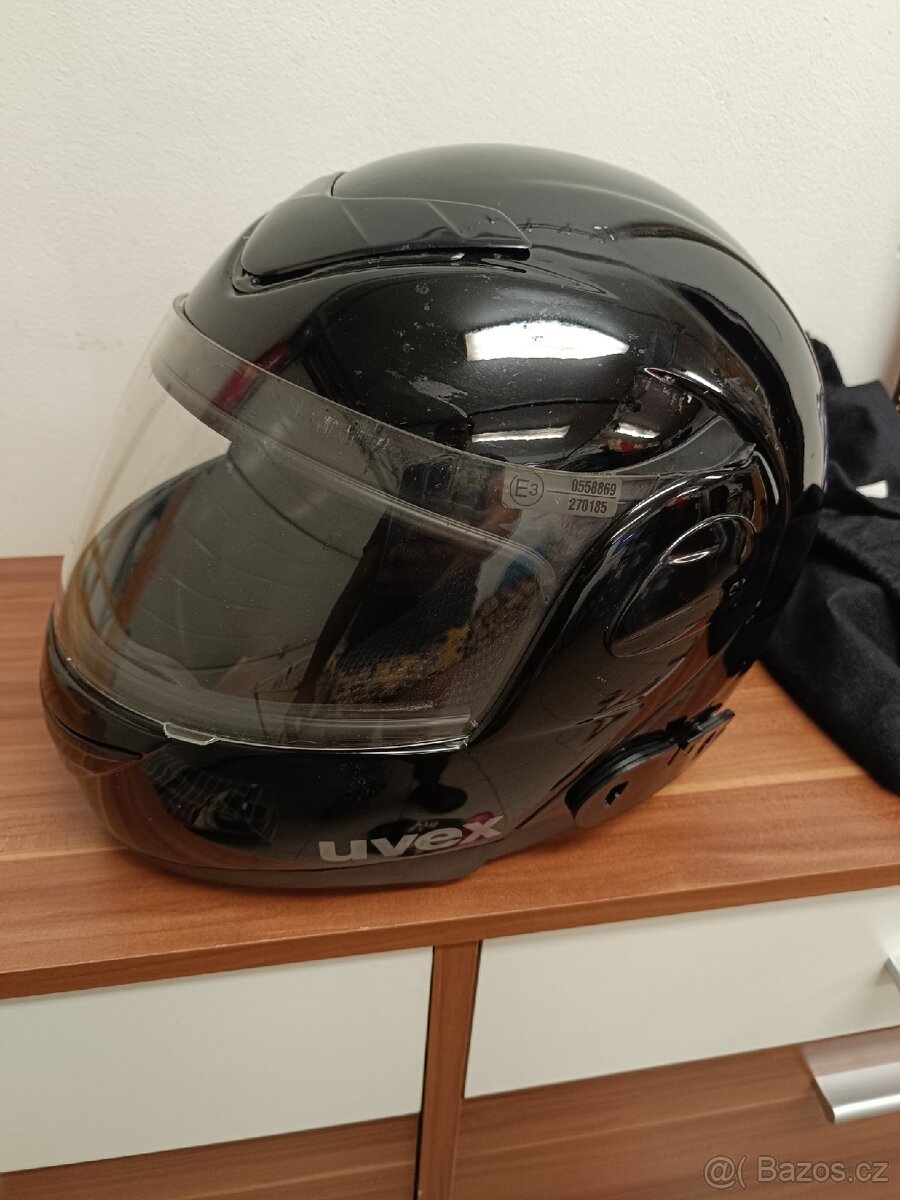 Výklopná helma na moto XS