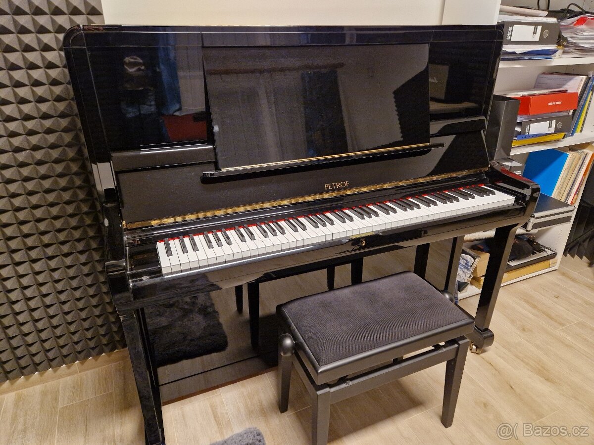 Prodej - pianino Petrof P 135 K1