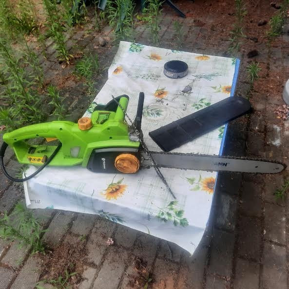 FIELDMANN FZP 2005-E Elektrická pila + 2 náhradní řetězy
