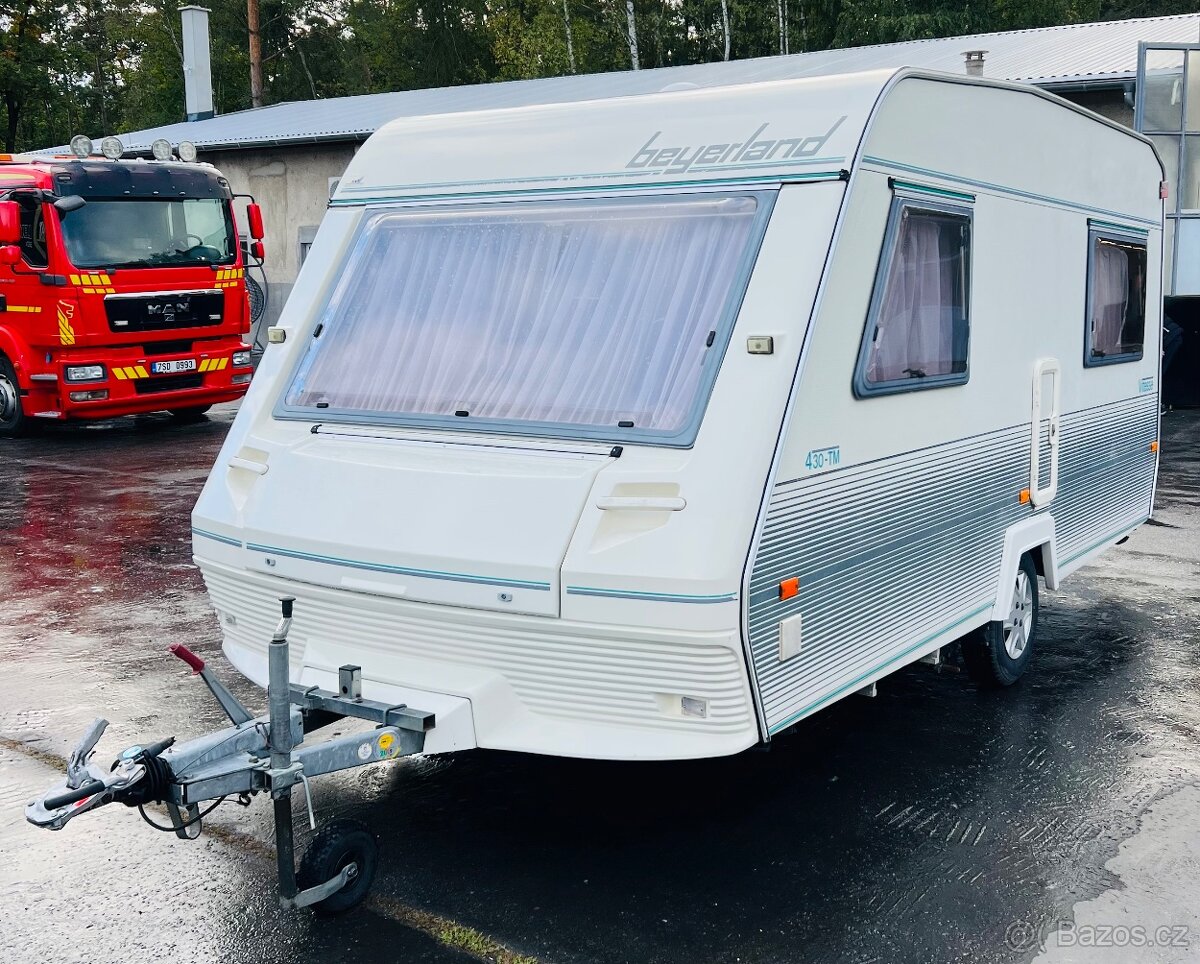 🚐 Beyerland, stanová předsíň, pojezdy, perfektní stav 🚐
