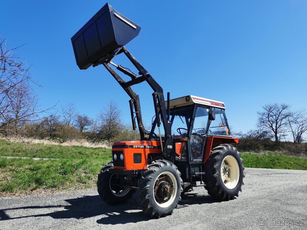ZETOR 7245 S ČELNÍM NAKLADAČEM A SPZ
