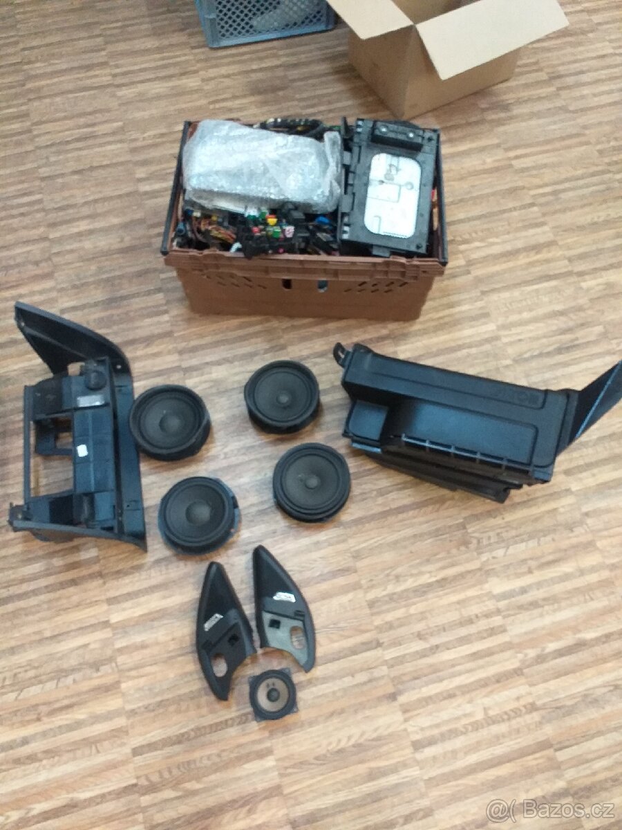 Kompletní reprosoustava CANTON pro Octavia 3