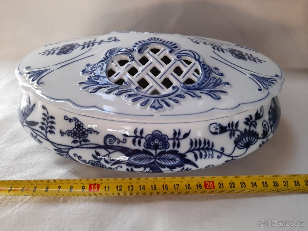 Prodám originál cibulák Bonboniéra oválná na 1 kg s víkem