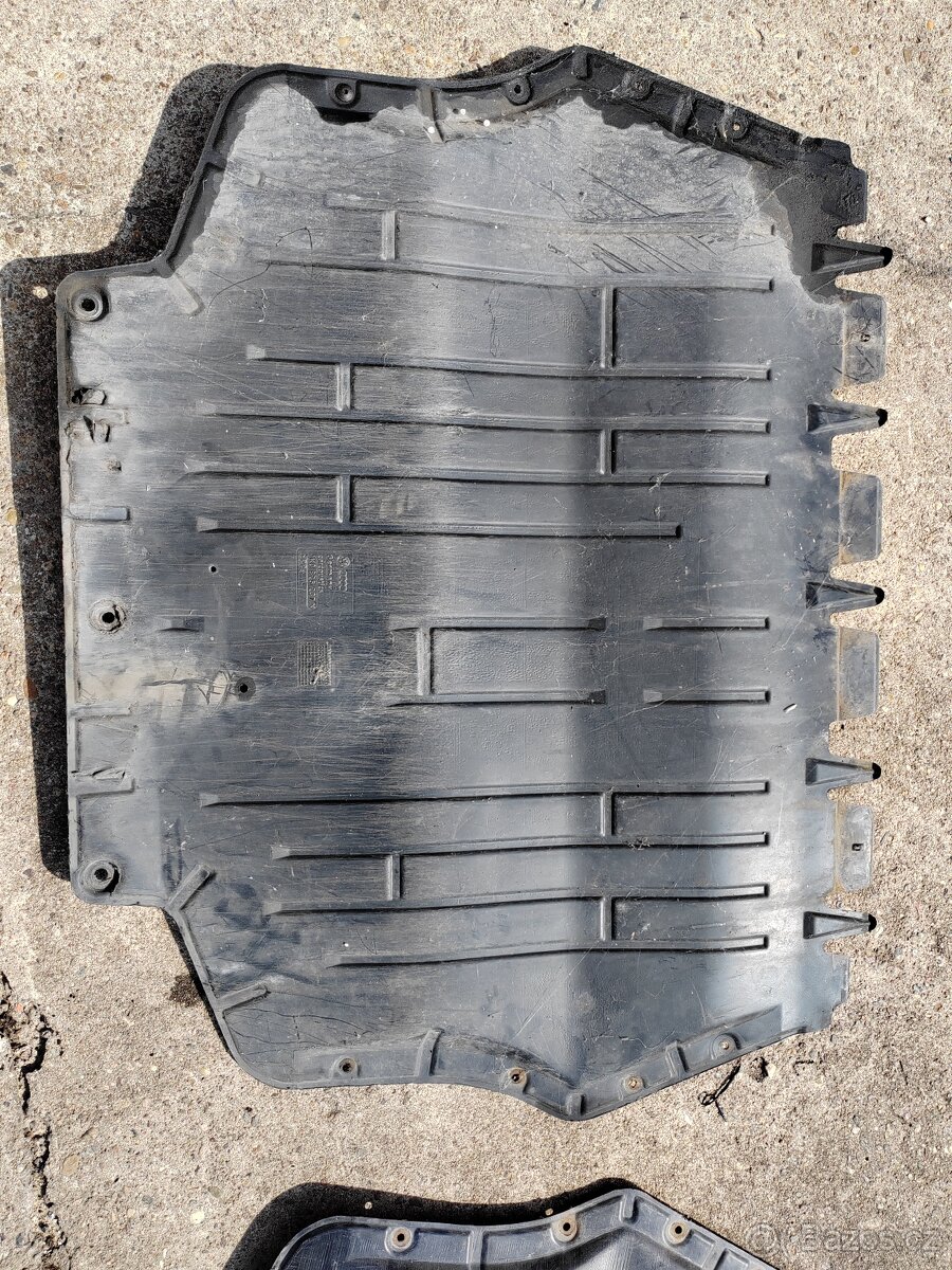 GOLF, TOURAN, OCTAVIA, JETTA a další- kryt pod motor