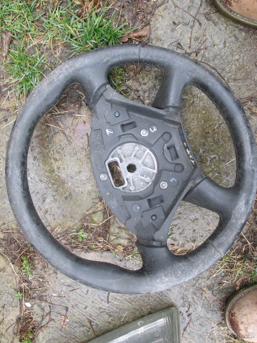 Ford Focus kožený volant original