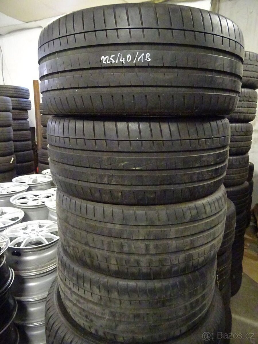 Letní pneu Vredestein, 225/40/18, 4 ks, 5,5 mm