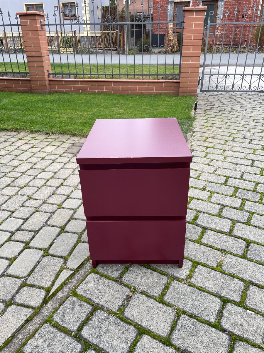 Noční stolek MALM IKEA