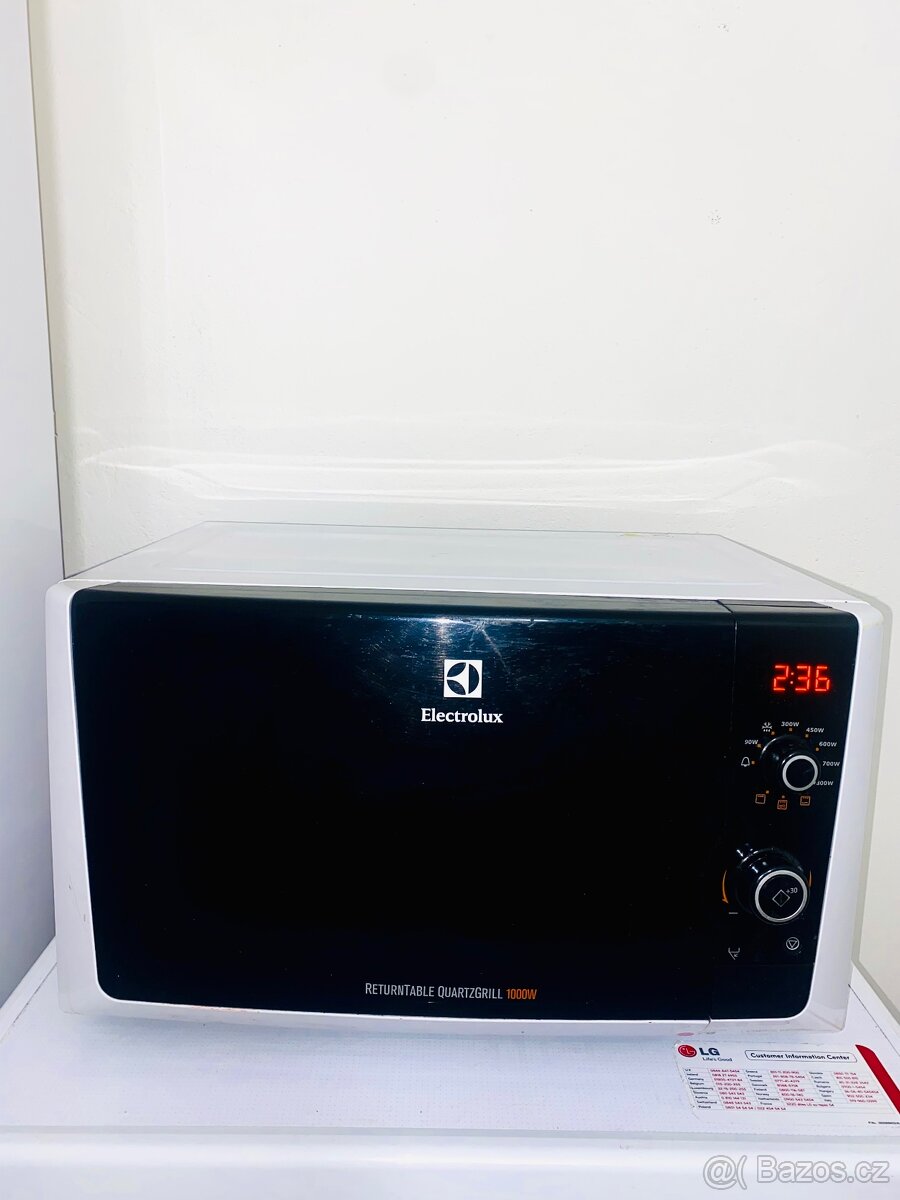 Mikrovlnná trouba ELECTROLUX