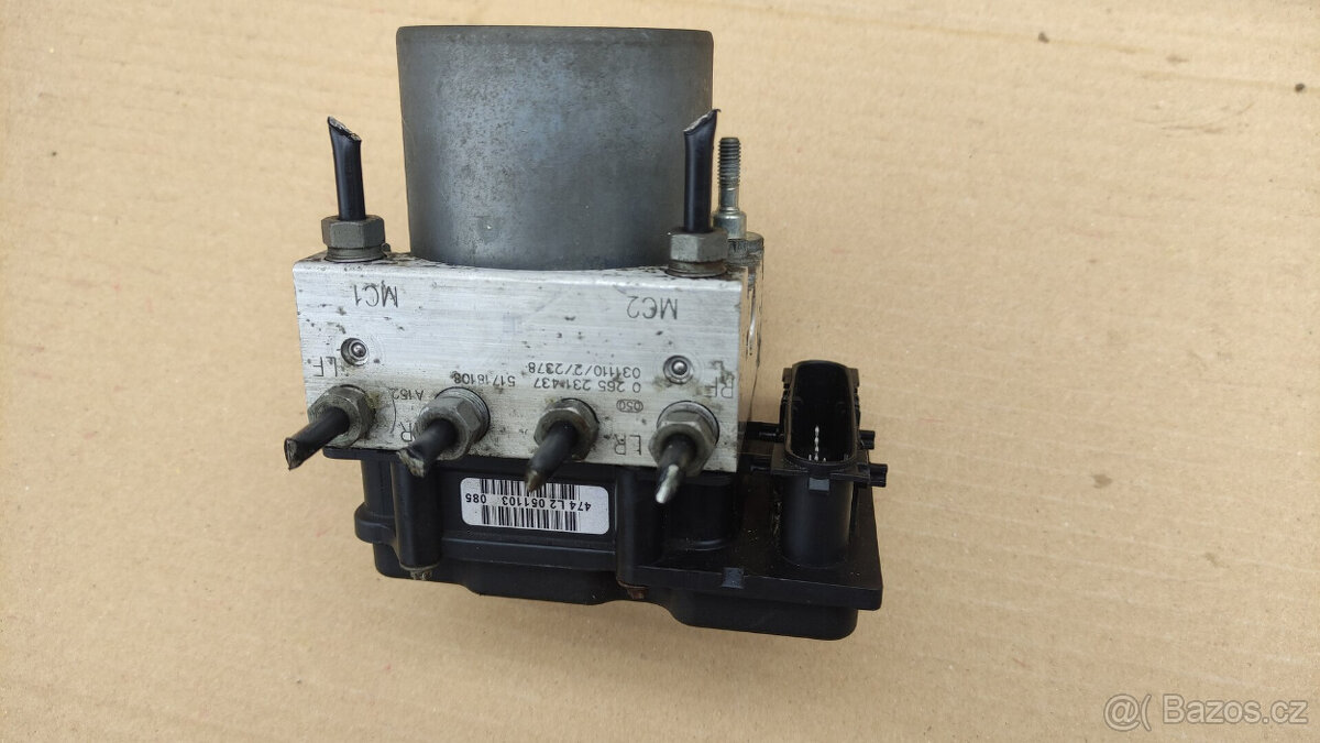 Řídící jednotka ABS