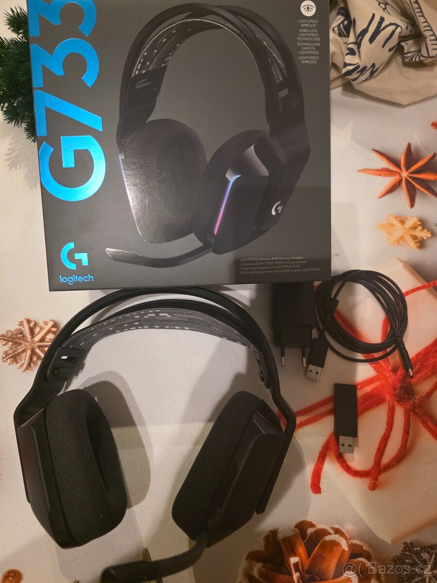 Logitech G733 LIGHTSPEED Wireless RGB Gaming