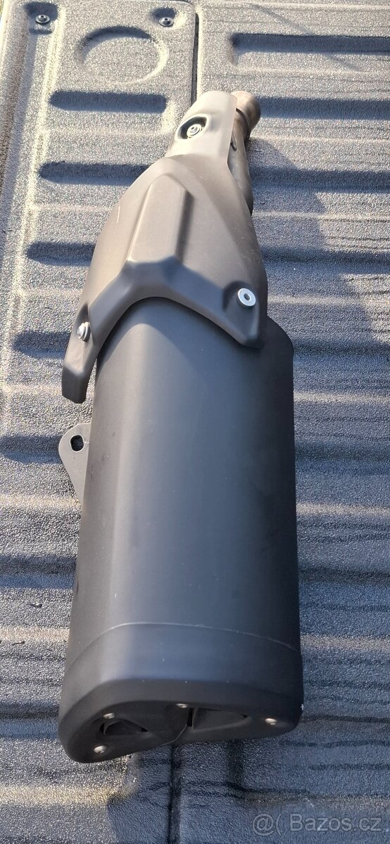 KAWASAKI VERSYS 1000 VÝFUK