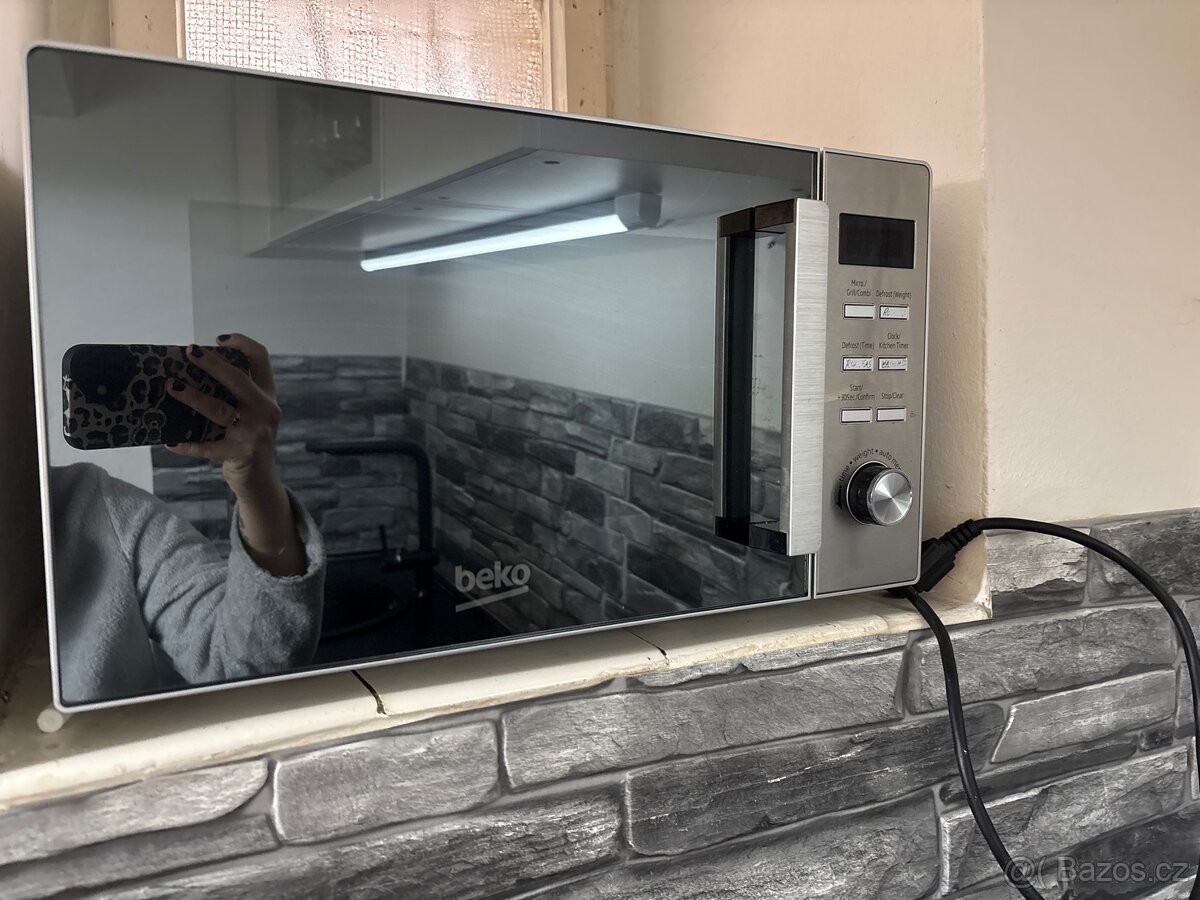 Mikrovlnka beko
