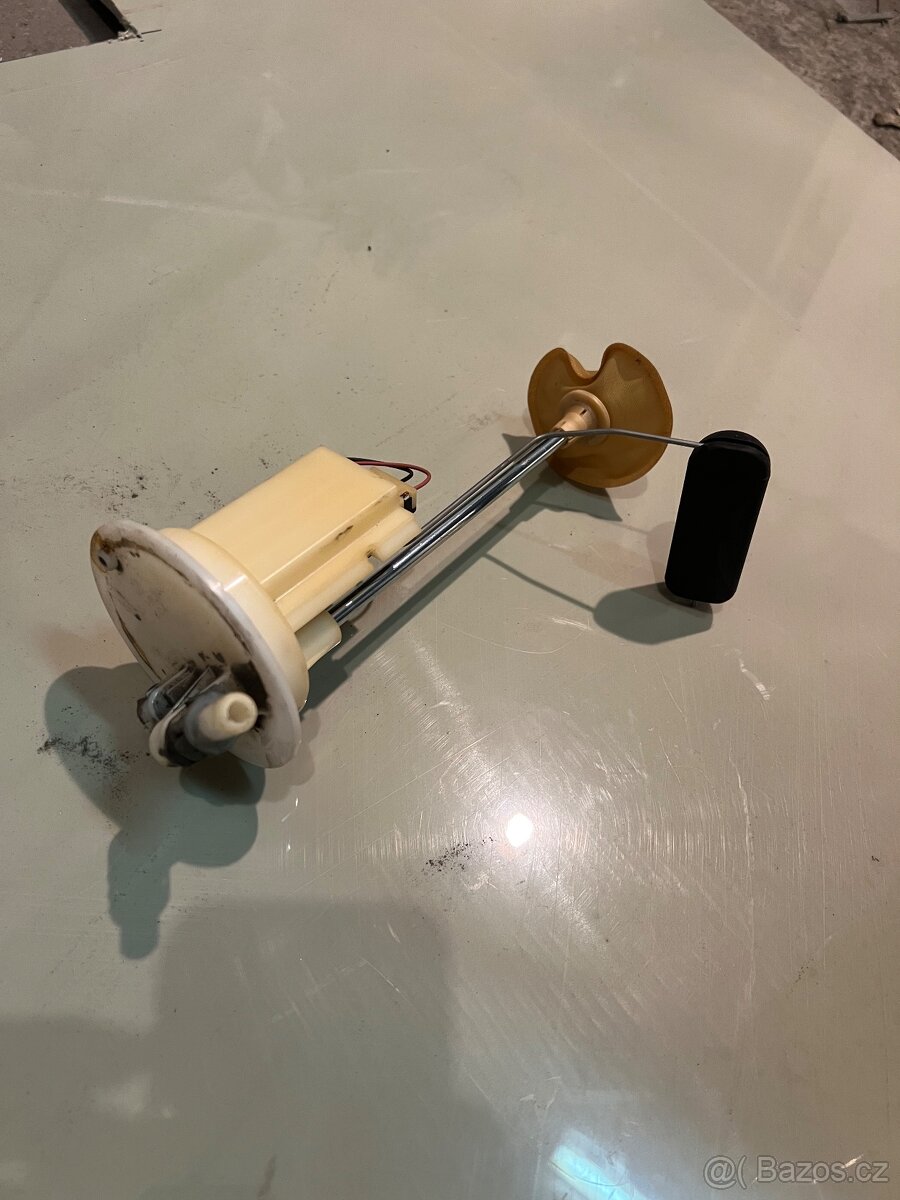 Plovák Subaru Legacy BP/BL