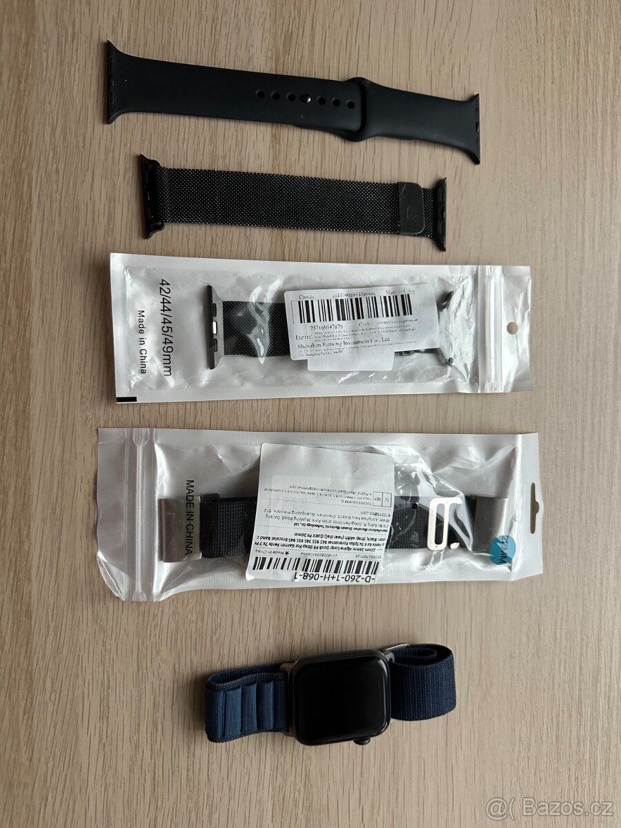 Apple Watch Series 5, 44mm - Space Gray