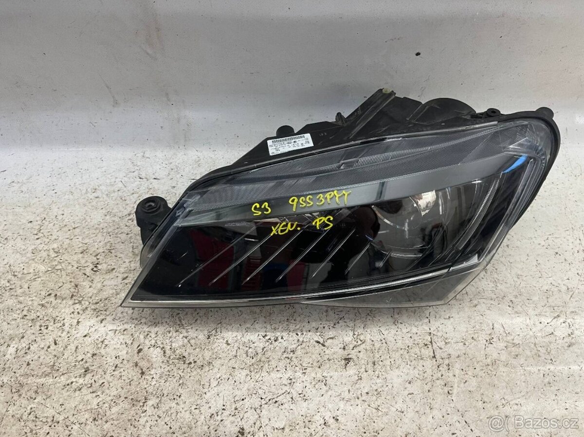 Přední levý xenon Škoda Superb 3 (015 B)