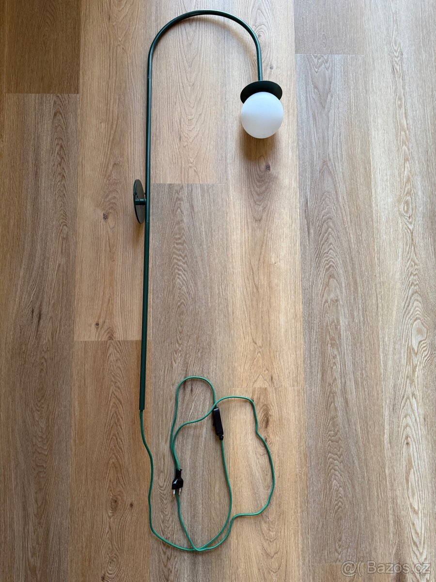 2ks nástěnné osvětlení s kabelem