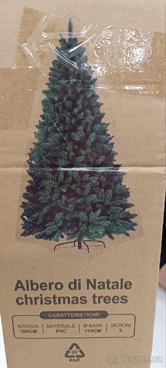 Plastový stromeček 180 cm