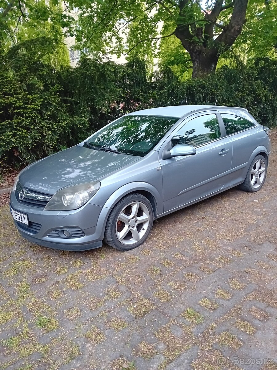 Opel Astra GTC 1.9 cdti