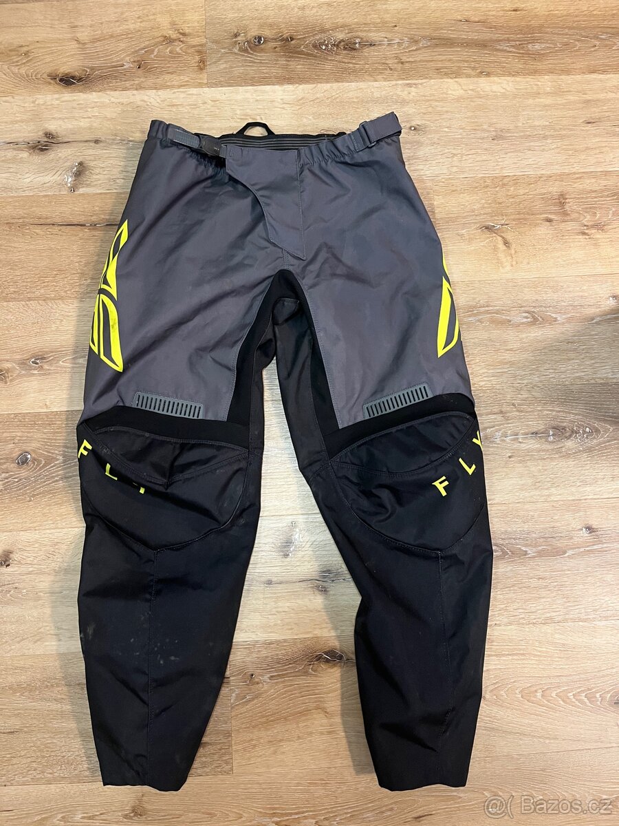Kalhoty FLY - F16 vel 38.