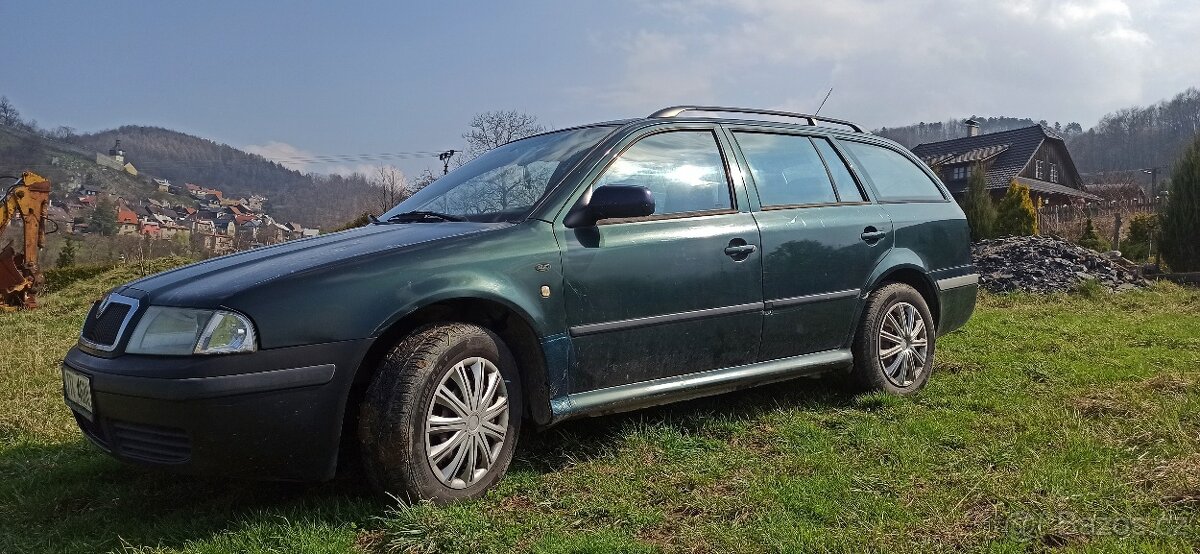 OCTAVIA 2.0i 4x4, provoz od 2003, tažné