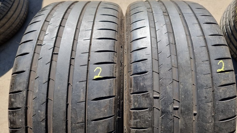 Letní pneu 245/35/20 Michelin