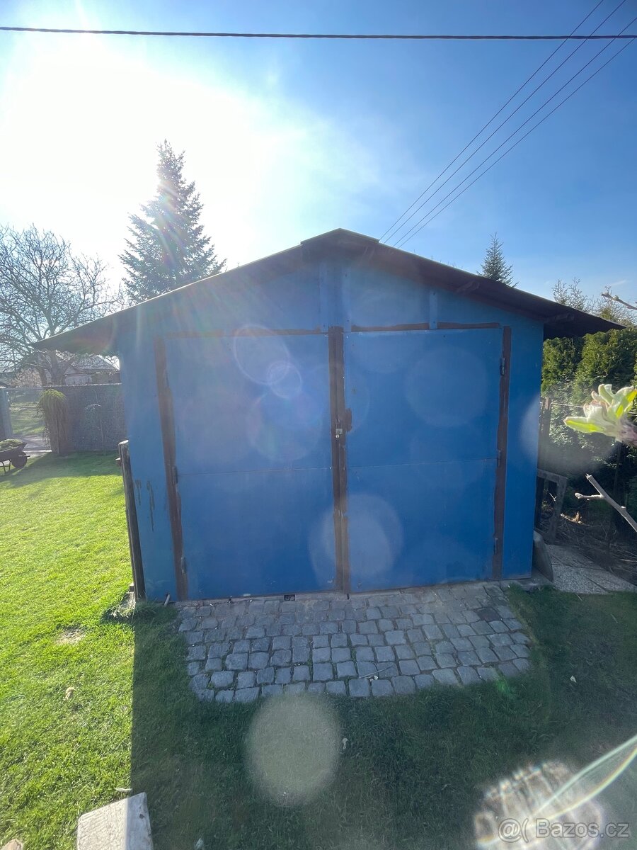 Prodàm plechovou boudu(garáž)