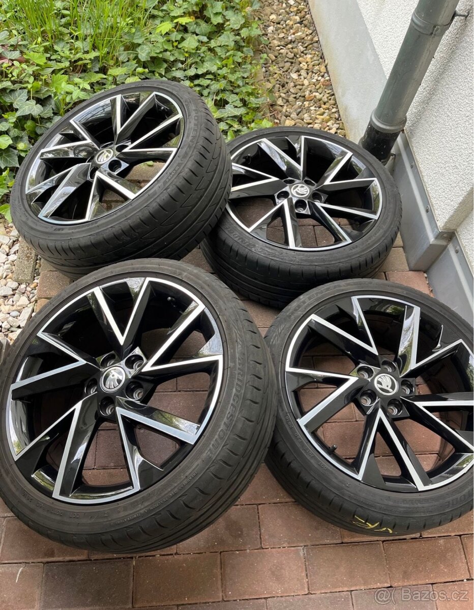 Prodám originální kola Škoda Vega R18