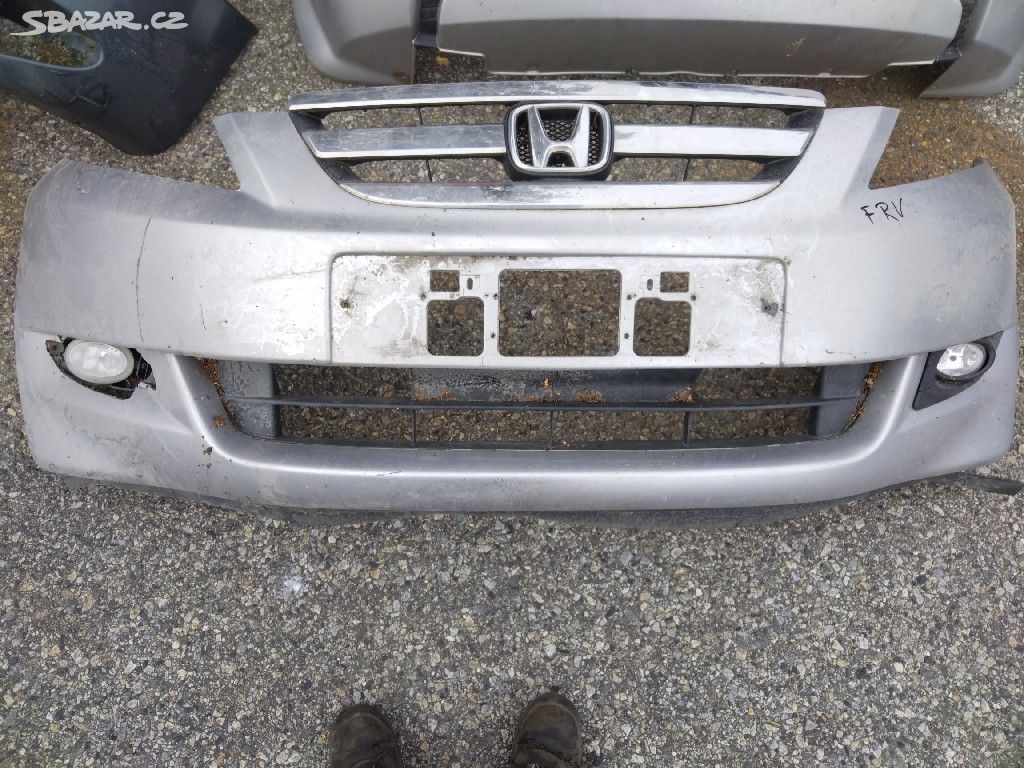 Přední nárazník Honda Frv
