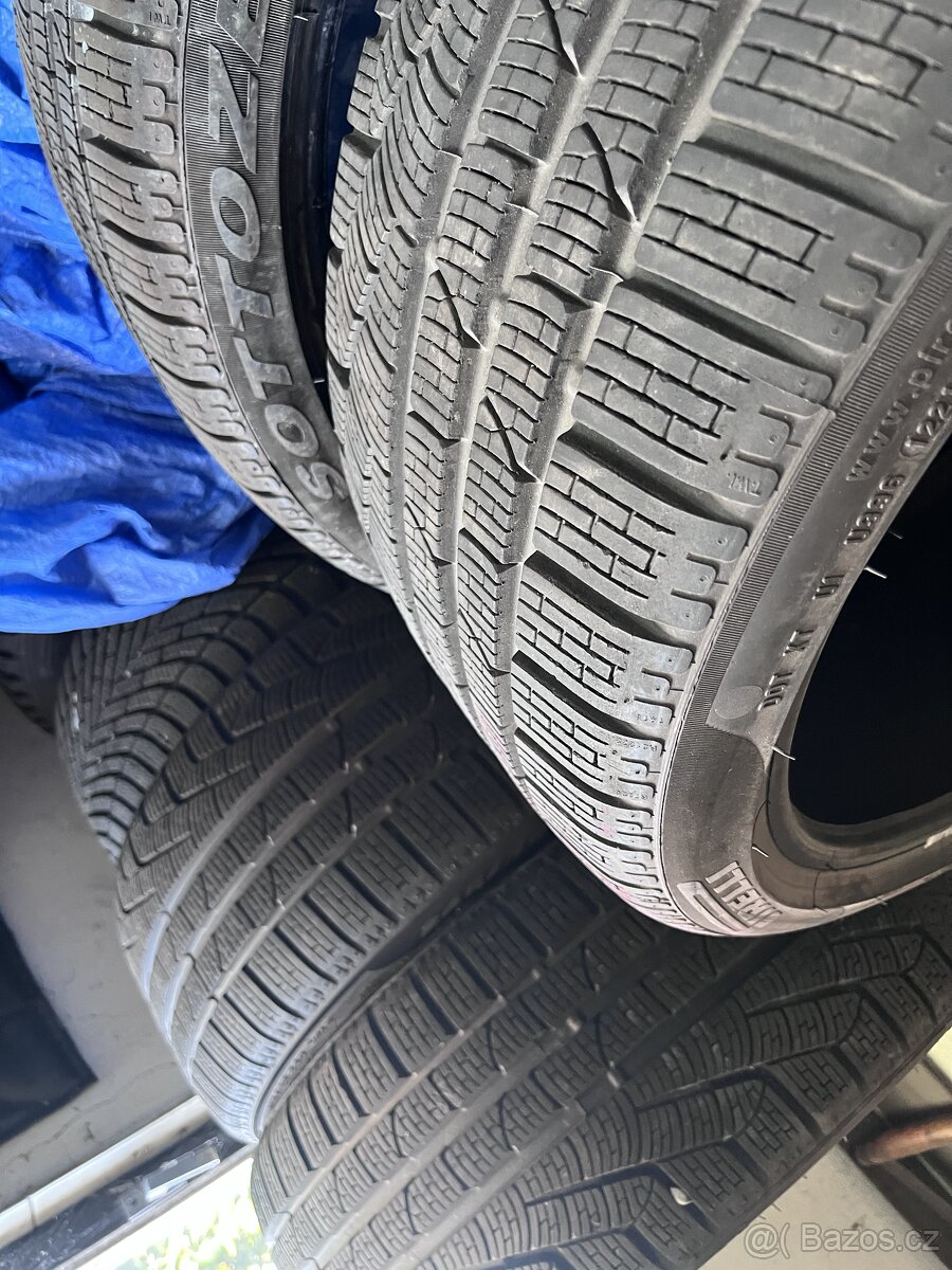Zimni Sottozero 245/35 R19 245/35 19