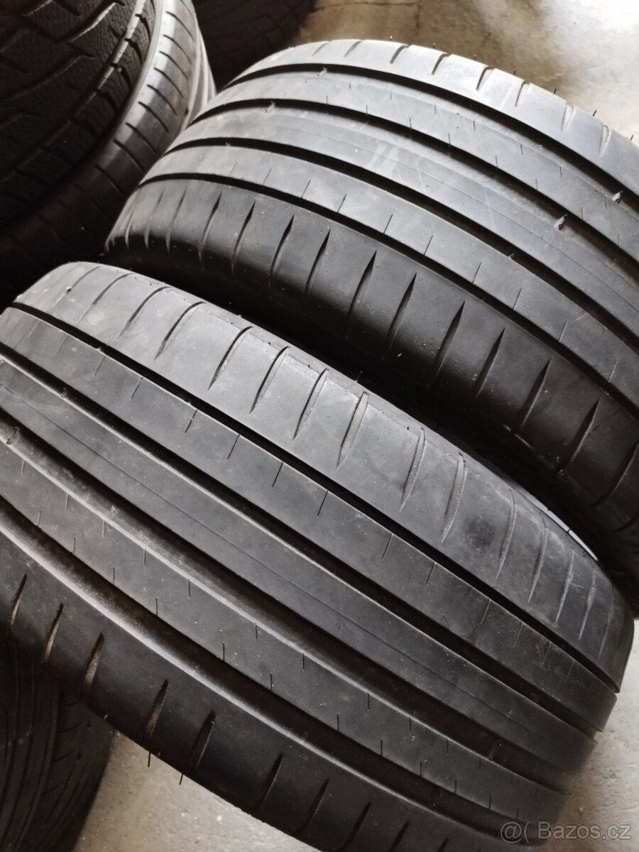 2 LETNÍ MICHELIN 205/40 R18 - PĚKNÉ