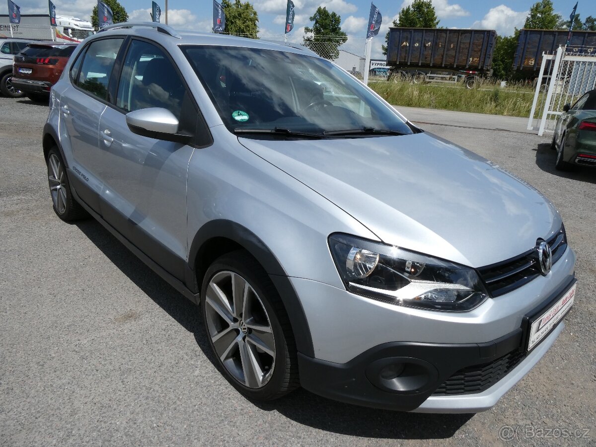 Volkswagen Polo 1.2 HTP 51kW CROSS,navigace