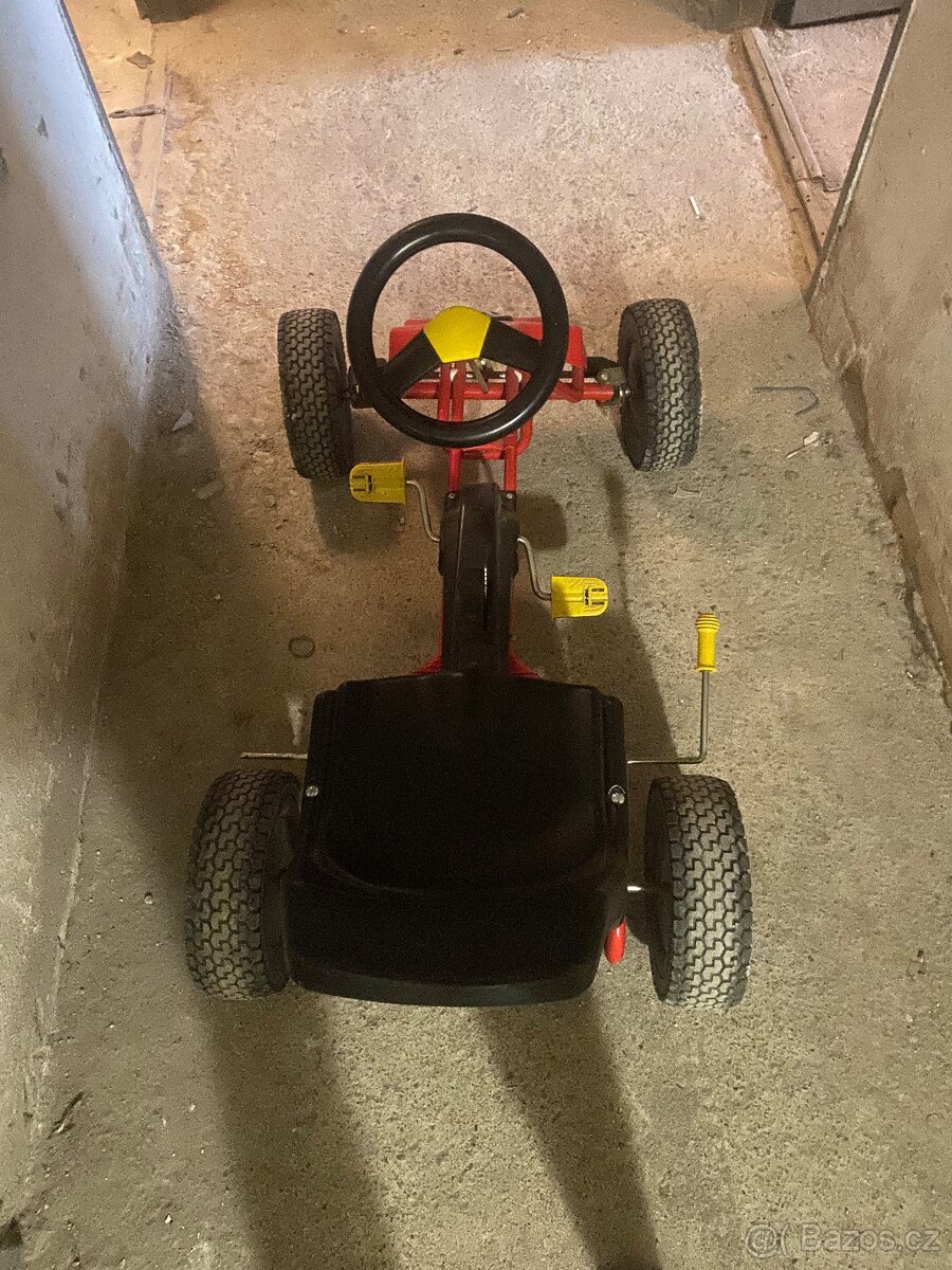 Šlapací auto