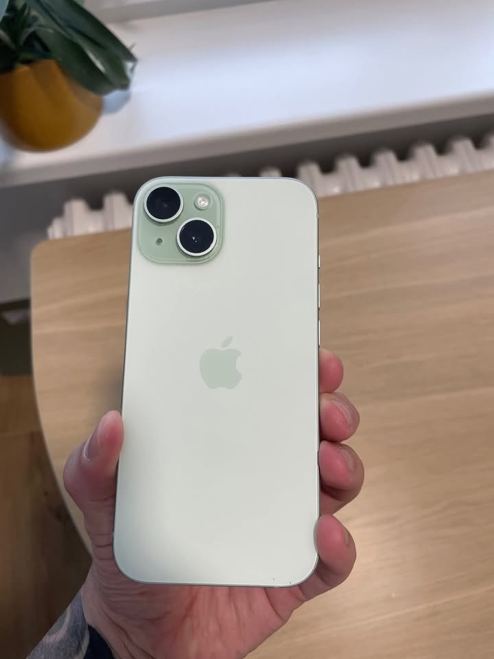 Apple iPhone 15 128GB
