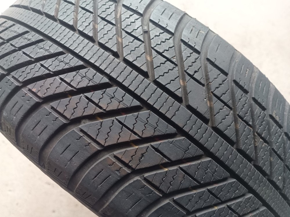 205/50 R17 GOODYEAR (3619).