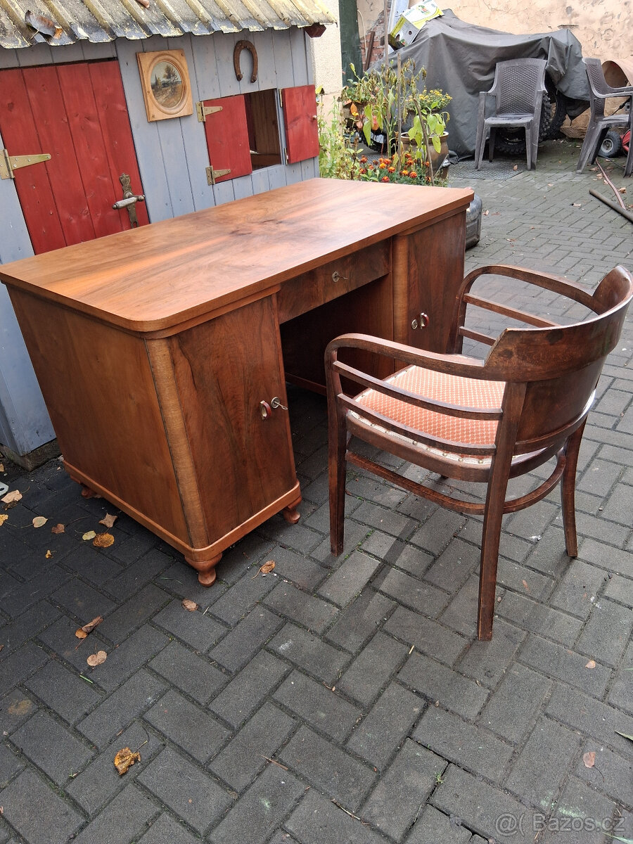 Starožitný psací stůl + křeslo