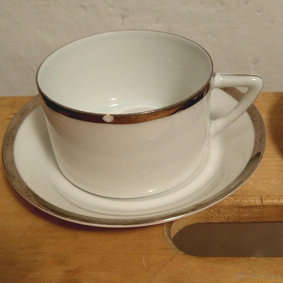 Dva šálky s podšálky