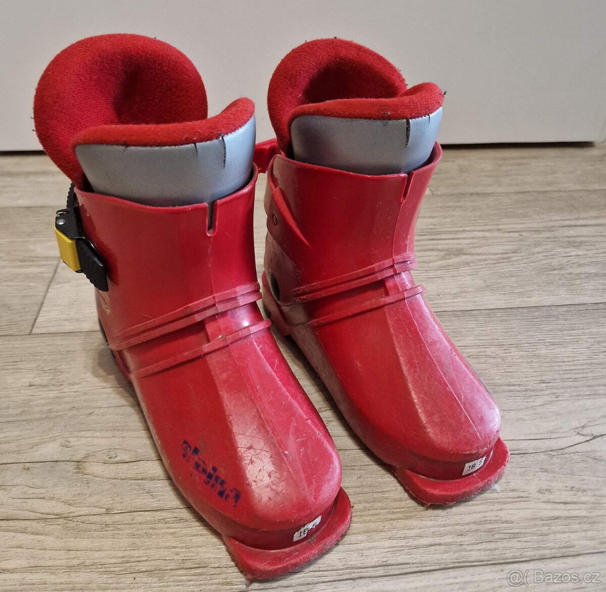 Dětské lyžáky / přeskáče Alpina vel. 28-29