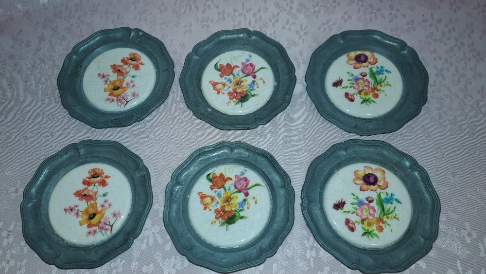 Cínové retro talířky značka Anděl 6 kusů