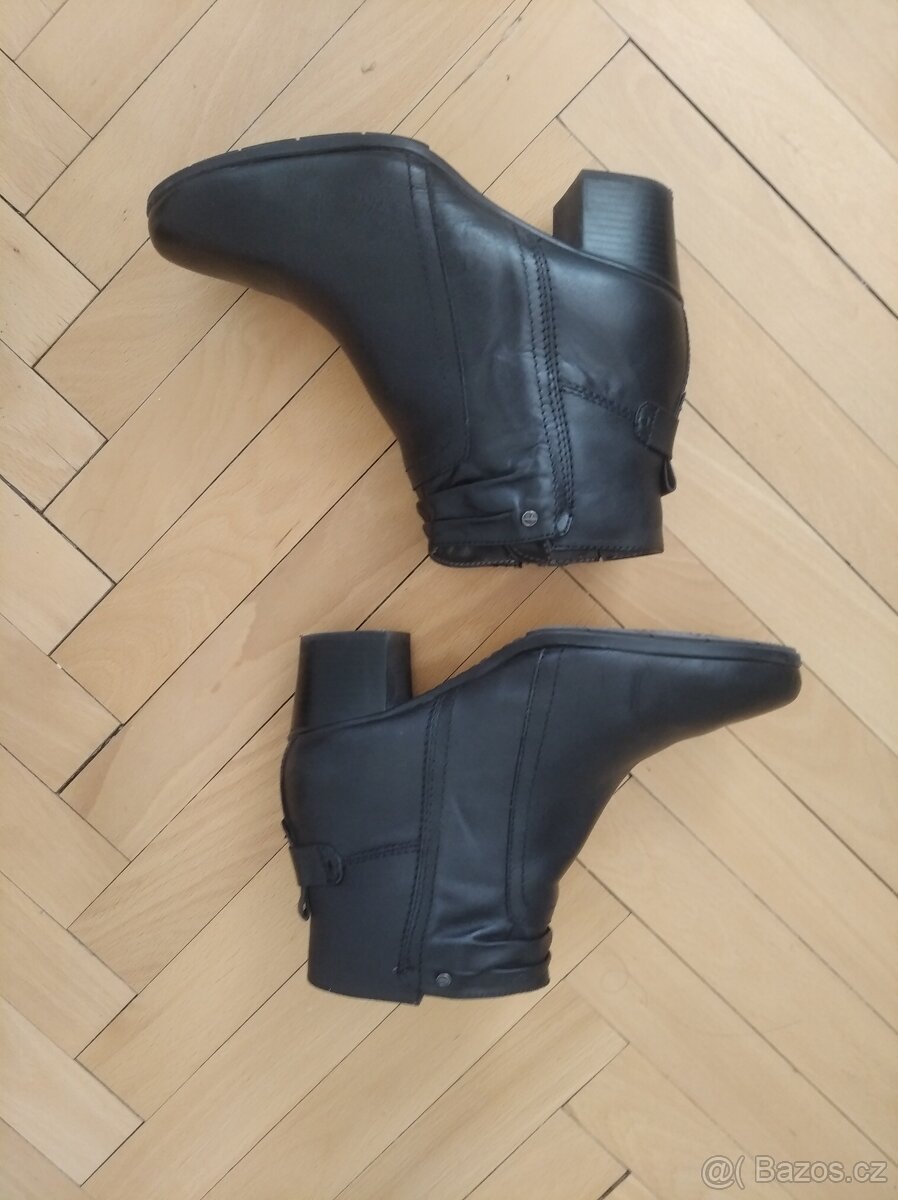 Zimní, kožené boty Tamaris, vel. 40