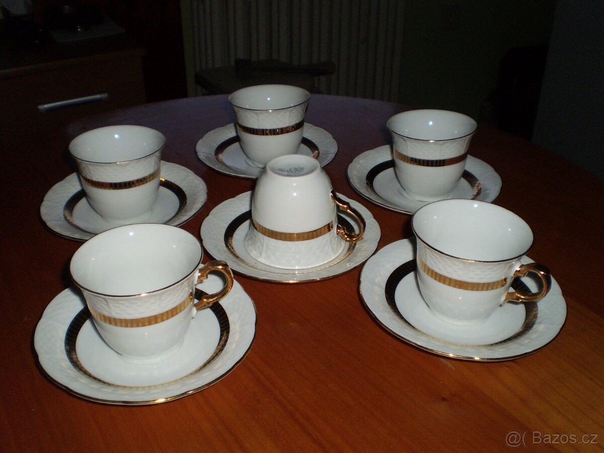 hrnečky s podšálky ++neužívané - vitrina ++ THUN - 1970