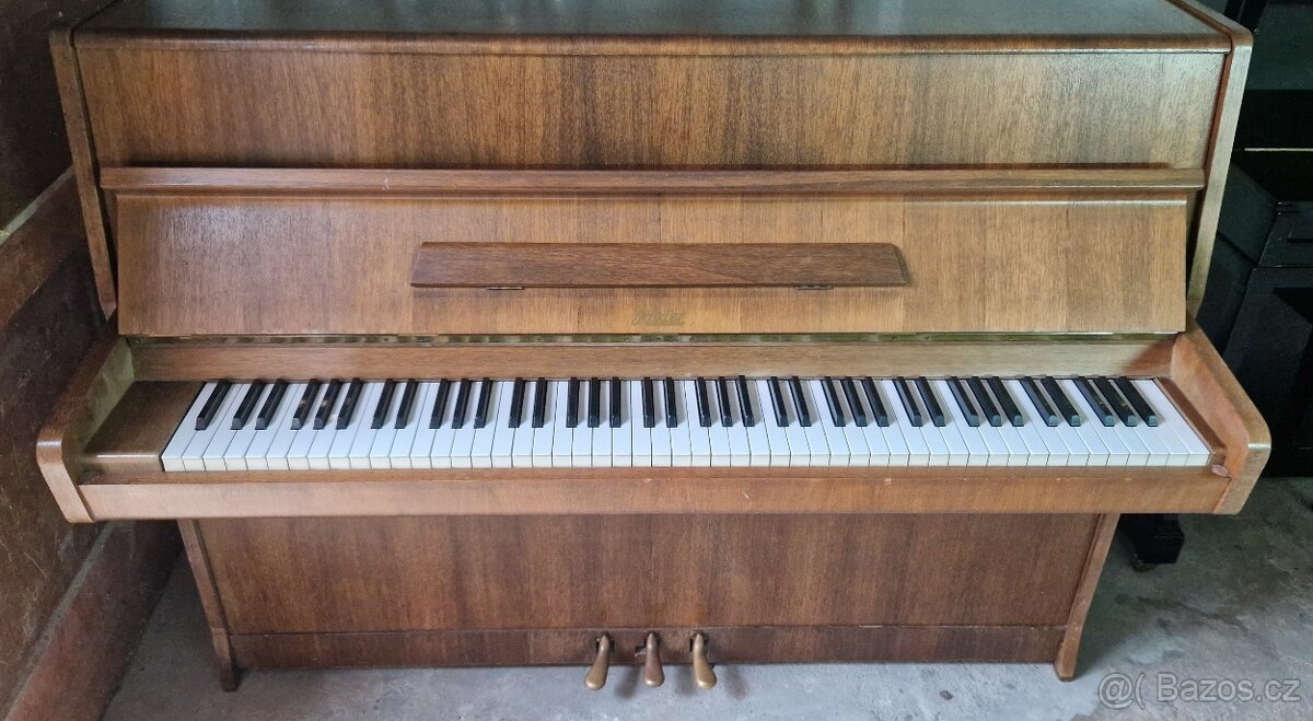 Piano Rösler - Petrof - Renner - Dub