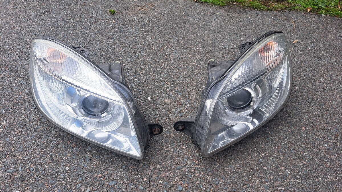 Přední světlomety Škoda Fábia II do 2010
