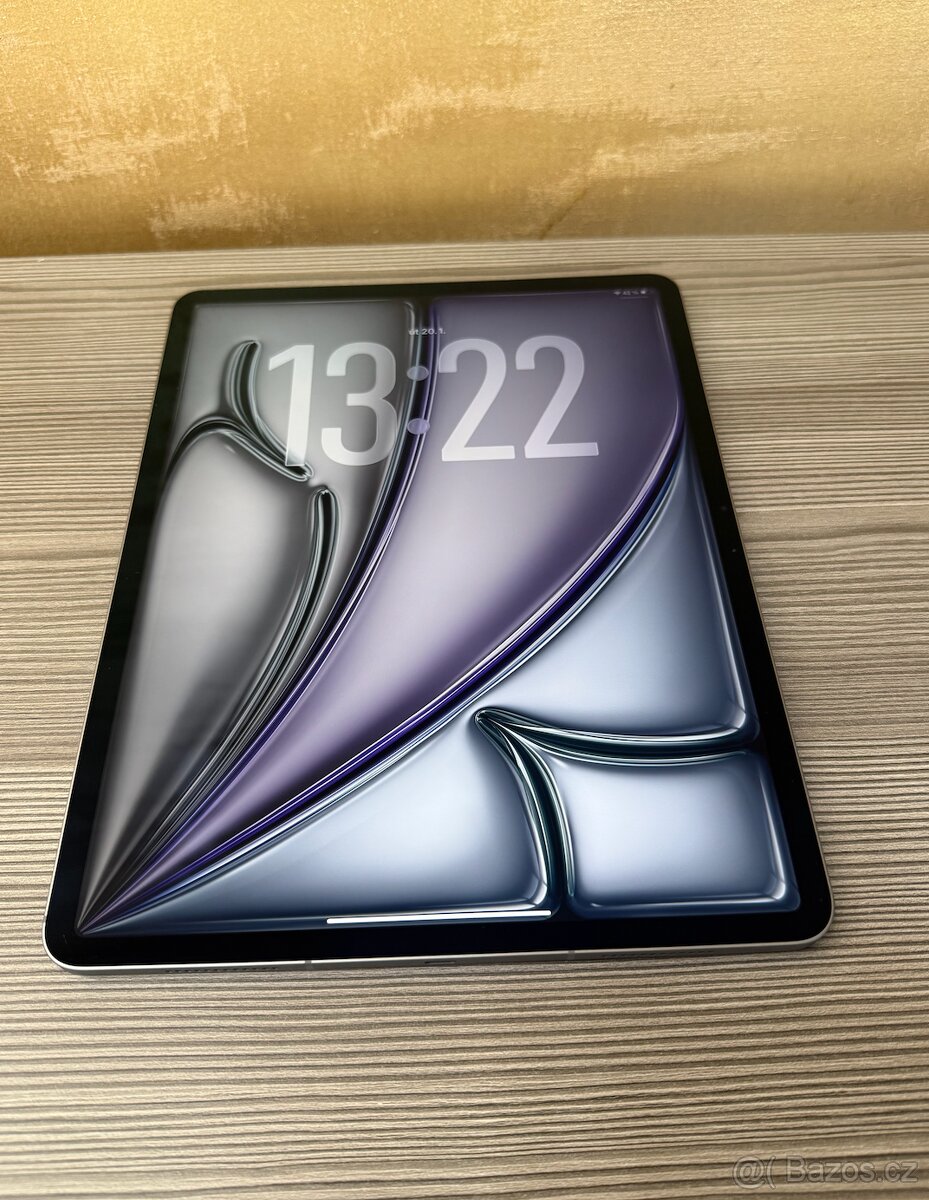 Apple iPad Air 13" 2025 M3 128GB Cellular šedý